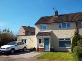 3 Bedroom End of Ter...